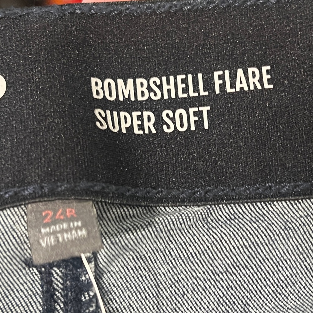 45. NWT Torrid Bombshell Flare Dark Blue Denim Jeans